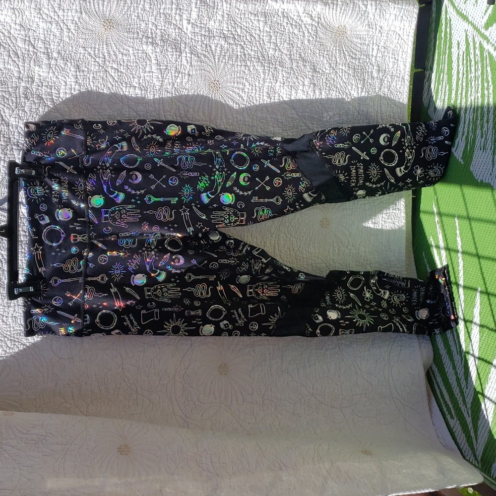 ZumbaWear XL (XLovely)athletic leggings, black & rainbow/chrome reflective print